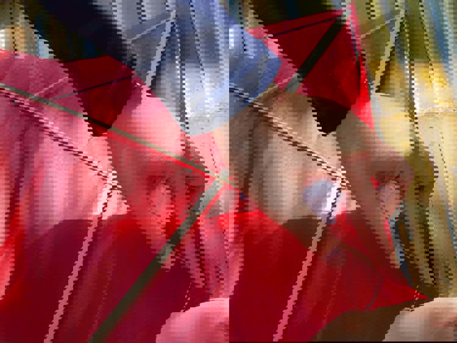 Making a handmade kite